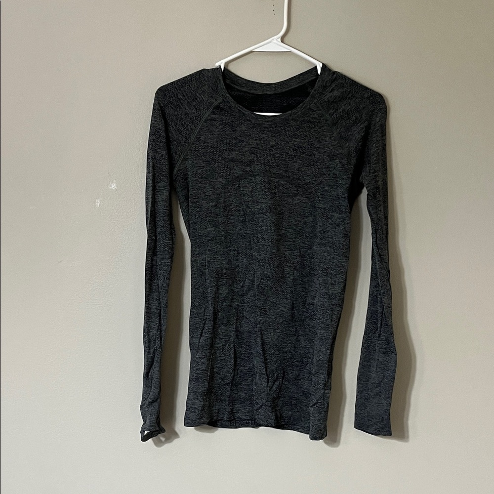 Lululemon Athletica Charcoal Long Sleeve Tee